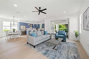 1647 Siesta Dr, Sarasota, FL 34239 - Photo 22