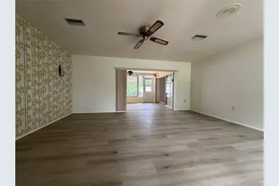 101 Algiers Drive, Venice, FL 34293 - Photo 10