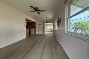 101 Algiers Dr, Venice, FL 34293 - Photo 16