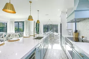 2200 Avenue B, Bradenton Beach, FL 34217 - Photo 16