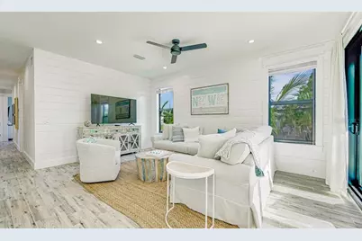 2200 Avenue B, Bradenton Beach, FL 34217 - Photo 24