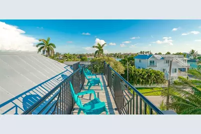 2200 Avenue B, Bradenton Beach, FL 34217 - Photo 48