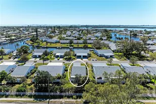 9417 Kingston Dr, Bradenton, FL 34210 - Photo 2