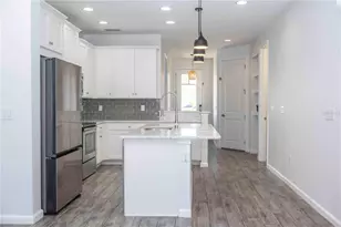 11737 Brookside Dr, Bradenton, FL 34211 - Photo 4