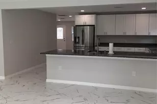 345 Parkland Ave, Sarasota, FL 34232 - Photo 22