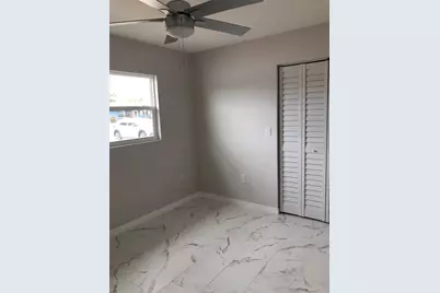 345 Parkland Avenue, Sarasota, FL 34232 - Photo 2