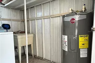 5619 Bayshore Rd, Palmetto, FL 34221 - Photo 6