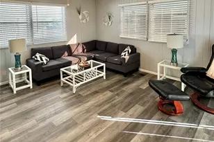 5619 Bayshore Rd, Palmetto, FL 34221 - Photo 20