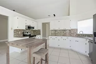 14305 Tennyson Dr, Hudson, FL 34667 - Photo 18