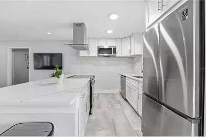 4105 Honolulu Drive, Sarasota, FL 34241 - Photo 6