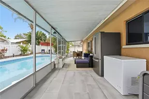 4105 Honolulu Dr, Sarasota, FL 34241 - Photo 28