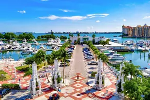 2501 Cass St, Sarasota, FL 34231 - Photo 30