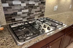 5753 Hydrangea Cir, Sarasota, FL 34238 - Photo 12