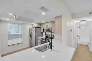 6304 Pointe West Blvd, Bradenton, FL 34209 - Photo 6