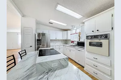 8430 Imperial Lake Circle, Palmetto, FL 34221 - Photo 4