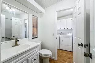 8430 Imperial Lake Circle, Palmetto, FL 34221 - Photo 14