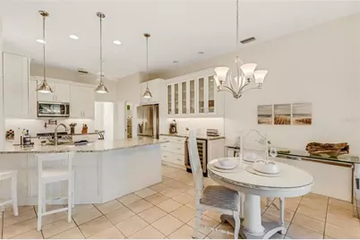 4801 Edgemont Court, Sarasota, FL 34233 - Photo 6