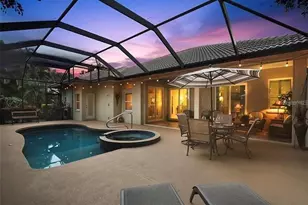 4801 Edgemont Ct, Sarasota, FL 34233 - Photo 2