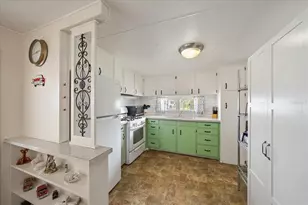 49 Leisure Way, Palmetto, FL 34221 - Photo 14