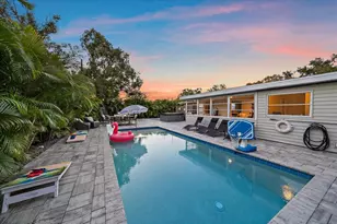 2438 Wisteria St, Sarasota, FL 34239 - Photo 52