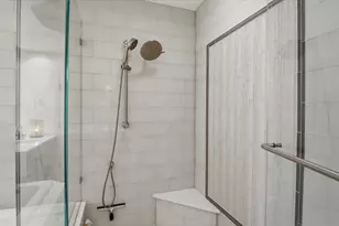 6340 Water Crest Way, Lakewood Ranch, FL 34202 - Photo 32