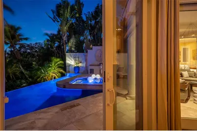 1394 Harbor Drive, Sarasota, FL 34239 - Photo 18