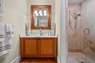 1394 Harbor Dr, Sarasota, FL 34239 - Photo 62