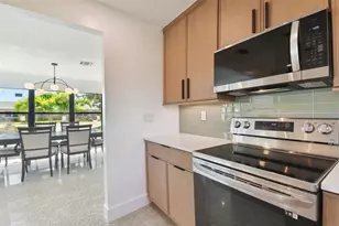301 Aurora St E, Venice, FL 34285 - Photo 18