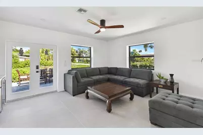 301 Aurora Street E, Venice, FL 34285 - Photo 28