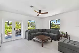 301 Aurora St E, Venice, FL 34285 - Photo 28