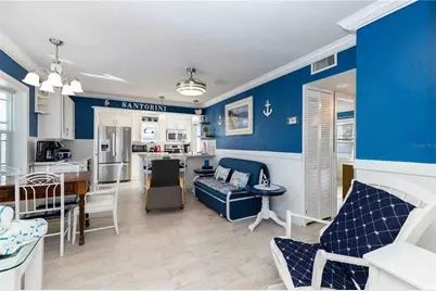 111 9th Street N, Bradenton Beach, FL 34217 - Photo 6