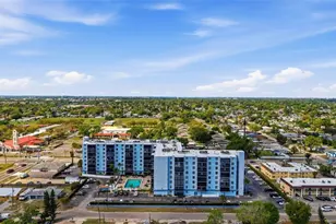 2901 26th St W, Bradenton, FL 34205 - Photo 34