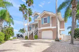 527 56th St, Holmes Beach, FL 34217 - Photo 8