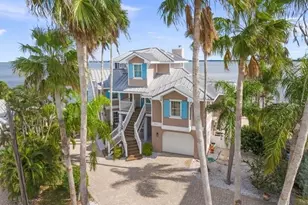 527 56th St, Holmes Beach, FL 34217 - Photo 6