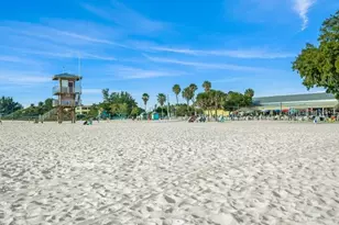 527 56th St, Holmes Beach, FL 34217 - Photo 58