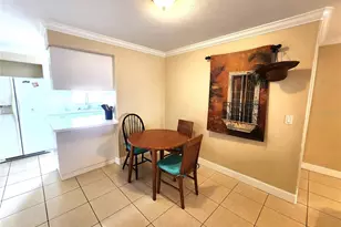 2720 Hidden Lake Blvd, Sarasota, FL 34237 - Photo 6