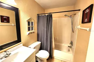 2720 Hidden Lake Blvd, Sarasota, FL 34237 - Photo 14