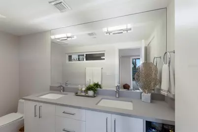 2120 Harbourside Drive #628, Longboat Key, FL 34228 - Photo 40