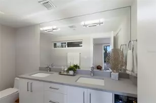 2120 Harbourside Dr, Longboat Key, FL 34228 - Photo 40