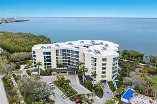 2120 Harbourside Dr, Longboat Key, FL 34228 - Photo 2