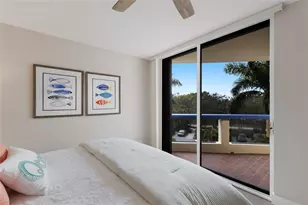 2120 Harbourside Dr, Longboat Key, FL 34228 - Photo 38