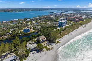 8560 Heron Lagoon Cir, Sarasota, FL 34242 - Photo 52