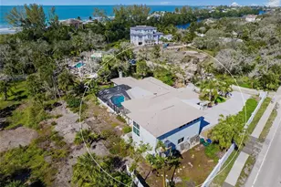 8560 Heron Lagoon Cir, Sarasota, FL 34242 - Photo 48