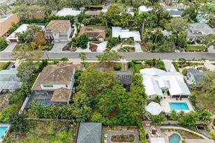 1925 Magnolia St, Sarasota, FL 34239 - Photo 14