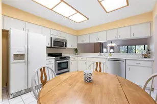 3920 Wilshire Ct, Sarasota, FL 34238 - Photo 22