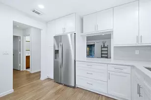 4819 Village Gardens Dr, Sarasota, FL 34234 - Photo 14