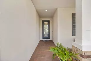 19393 Cruise Dr, Venice, FL 34292 - Photo 4