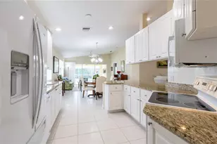 8876 Estepona Ct, Sarasota, FL 34238 - Photo 6