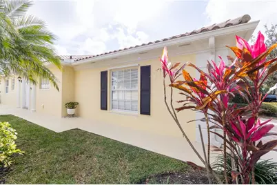 8876 Estepona Court, Sarasota, FL 34238 - Photo 24