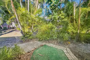 4958 Village Gardens Dr, Sarasota, FL 34234 - Photo 10